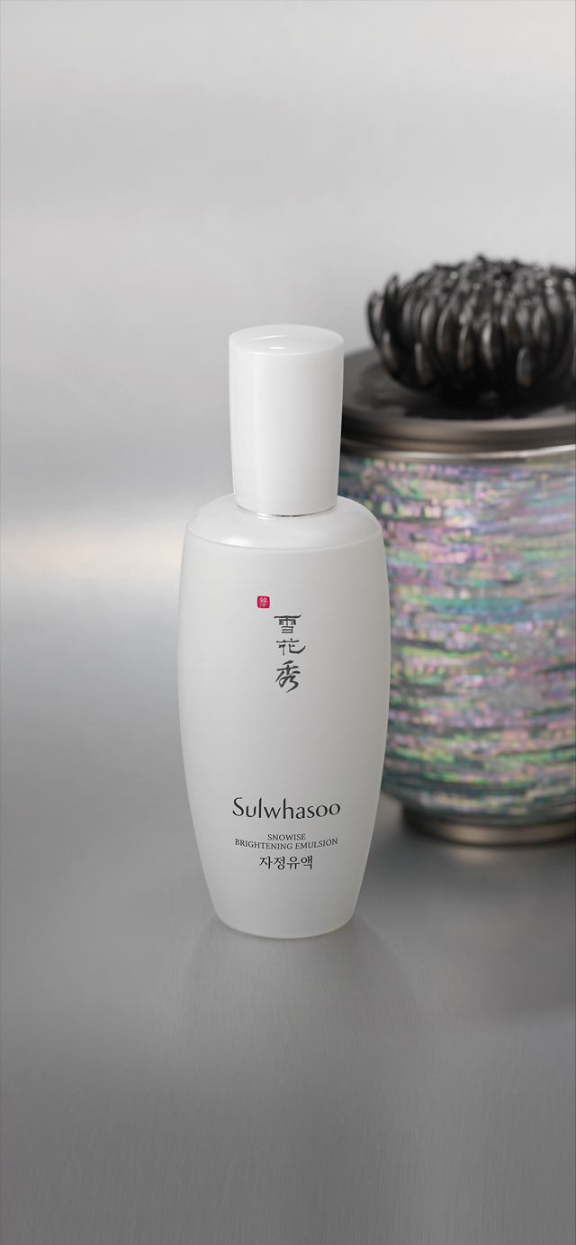 滋晶雪滢焕白乳- 护肤产品- 乳液| 雪花秀中国 滋晶雪滢焕白乳- 护肤产品- 乳液| 雪花秀中国